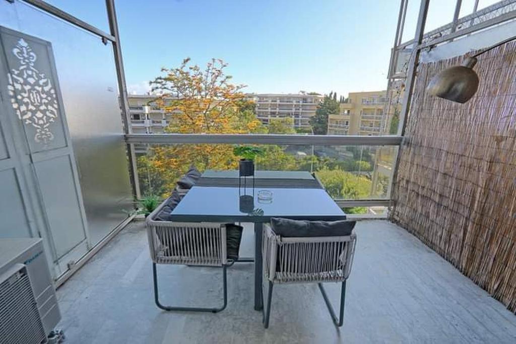 Juan Les Pins Tanit Studio Climatise Vue Sur Mer Piscine Антиб Екстериор снимка