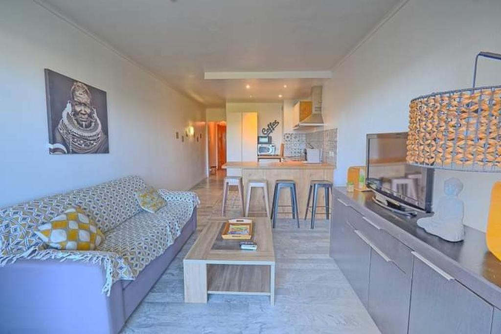 Juan Les Pins Tanit Studio Climatise Vue Sur Mer Piscine Антиб Екстериор снимка