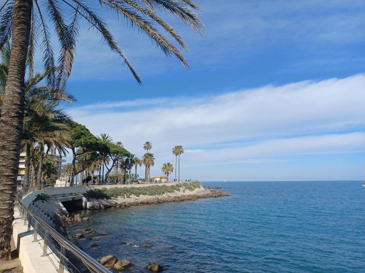 Juan Les Pins Tanit Studio Climatise Vue Sur Mer Piscine Антиб Екстериор снимка